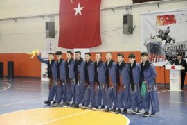 Bitlis’te Gençlik ve Spor Bayramı Dolayısıyla Program Düzenlendi