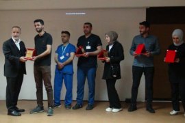 Bitlis Devlet Hastanesi’nde ‘Ödül Töreni’ Düzenlendi