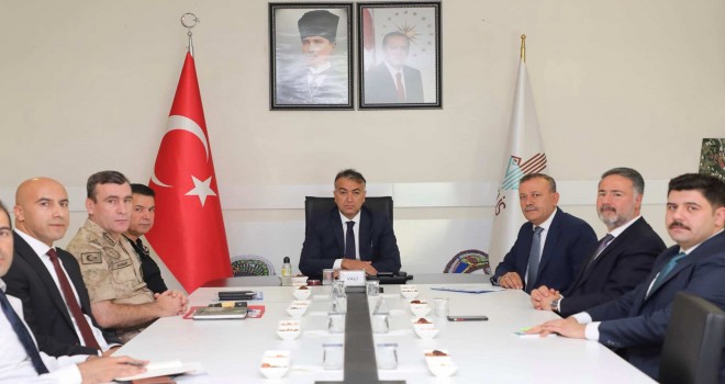 Bitlis Valiliği’nde Güvenlik Tedbirleri Toplantısı Gerçekleştirildi