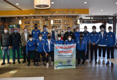 Tatvan Belediyesi Hentbol Takımı 2. Lige Yükselme Maçlarına Katılacak
