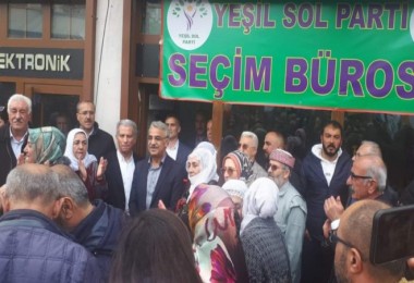 HDP Eş Genel Başkanı Sancar, Bitlis'teki Yeşil Sol Parti Seçim Burosunun Açılışına Katıldı