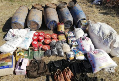 Mutki’de PKK’ya ait patlayıcı ve gıda malzemesi ele geçirildi