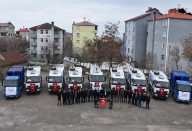 Tatvan Belediyesi 13 yeni araç satın aldı