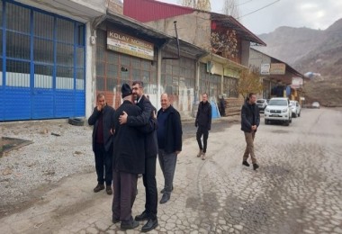 Bitlis Belediye Başkanı Nesrullah Tanğlay, sanayi esnafını ziyaret ederek istişarede bulundu.