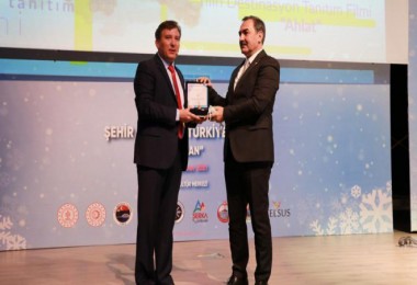 'Şehir Ödülleri Türkiye'den Ahlat’a 2 Ödül