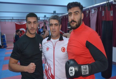 Bitlisli sporcuların Kick Boks Dünya Şampiyonası başarısı