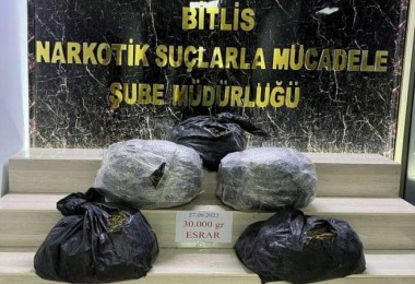 Bitlis’te 30 Kilogram Uyuşturucu Madde Ele Geçirildi