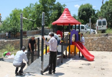 Bitlis’te Eskiyen Oyun Grupları Yenileniyor
