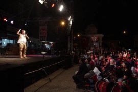 Ahlat’ta “15 Temmuz Demokrasi ve Milli Birlik” yürüyüşü düzenlendi