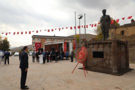 Bitlis’te ‘29 Ekim Cumhuriyet Bayramı’  Dolayısıyla Tören Düzenlendi