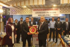 Bursa Bitlisliler Kültür ve Dayanışma Derneği tarafından Tatvan’da program düzenlendi