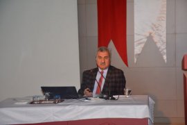 Tatvan’da Türkiye'nin Darbeler Tarihi konferans düzenlendi