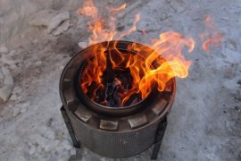 Depremzedeler İçin ‘Tambur Soba’ Üretiyorlar