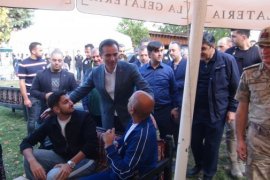 Vali Karakaya Van Gölü Dip Çamuru Temizliği Çalışmalarını İnceledi