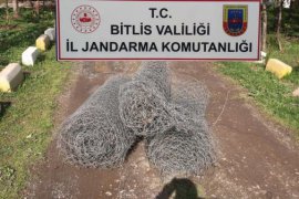 Bitlis’te Hırsızlık Yaptıkları İddia Edilen 8 Şüpheli Yakalandı