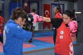 Bitlisli Milli Sporcu Dünya Üçüncüsü Oldu