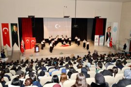 Bitlis’te 12 Mart İstiklal Marşı’nın Kabulü ve Anma Programı Düzenlendi