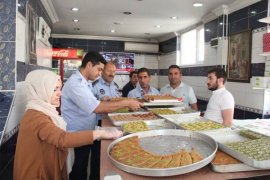 Bitlis’te bayram öncesi zabıta denetim yaptı