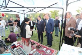 1071 Malazgirt Zaferi’nin 955. Yıl Dönümü Ahlat’ta Coşkuyla Kutlandı