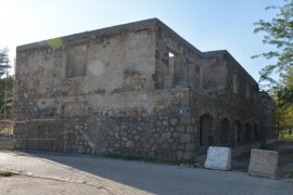 Tatvan’daki tarihi İşletme Oteli restore ediliyor