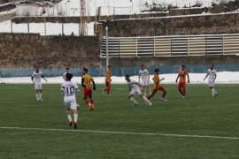 Bitlis Özgüzeldere Spor, Silopi Spor'u 1-0 Mağlup Etti