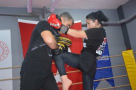 Bitlisli Sporcular Muay Thai Dünya Şampiyonası’na Katıldı