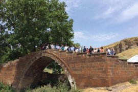 Kardeş Şehirler Projesi kapsamında Artvin heyeti Bitlis’e geldi