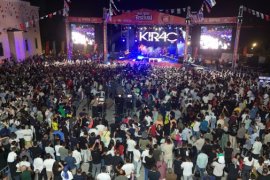 Kıraç Bitlis'te Konser Verdi