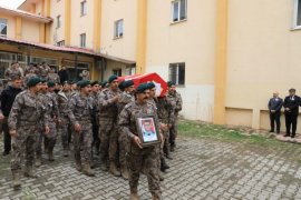 Bitlis'te Silah Kazası Sonucu Şehit Olan Polis Memuru Kırık İçin Tören Düzenlendi