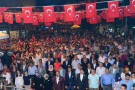 Bitlis’te “Demokrasi ve Milli Birlik” yürüyüşü yapıldı