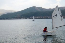 Bitlisli Yelkenciler Türkiye Şampiyonasına Hazırlanıyorlar