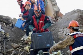 Bitlis’te Gerçeğini Aratmayan Yangın ve Deprem Tatbikatı Yapıldı