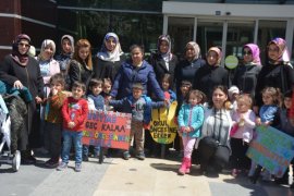 Anaokulu öğrencileri Tatvan çarşı merkezinde etkinlik yaptı