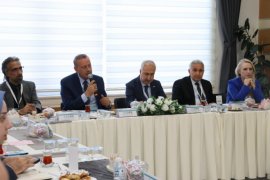 Bitlis Eren Üniversitesi’nde Bilimsel Gelişim Çalıştayı Düzenlendi