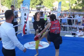 Bitlis’te “Uluslararası Muay Thai Galası” Düzenlendi