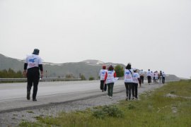 Kadınlar İle Aktivistler, Van Gölü İçin 140 Kilometre Yolu 4 Günde Yürüdü