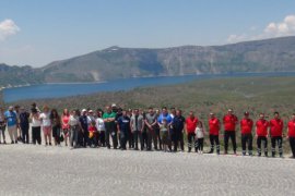 Bilim İnsanlarına Nemrut Kalderası’nda ‘Doğada Acil Müdahale Eğitimi’ Verildi