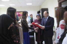 Vali Ustaoğlu kadınların gününü kutladı