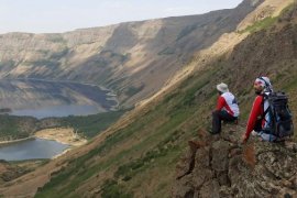 Nemrut Kalderası’nda Çanak Yürüyüşü Düzenlendi