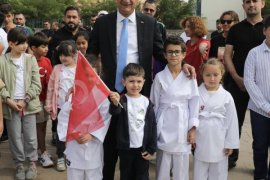 Bitlis’te Zafer Bayramı Törenle Kutlandı