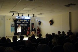 Tatvan Özel Eğitim Uygulama Okulu’nda 3 Aralık Engelliler Günü Etkinliği Düzenlendi