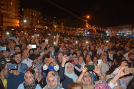 Ses sanatçısı Maral Tatvan’da konser verdi