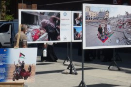 Tatvan’da ‘Direnen Filistin’ Fotoğraf Sergisi Açıldı