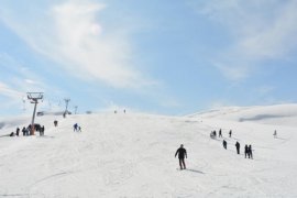 Bitlis Eren Üniversitesi'nde '5. Kar Festivali' Düzenlendi