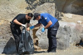 Van Gölü’nün Tatvan Sahilinde 4 Ton Çöp Toplandı