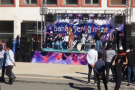 Bitlis Eren Üniversitesi’nin ‘Bahar Şenlikleri’ Etkinlikleri Devam Ediyor