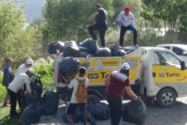 Nemrut Kalderası’nda Çöp Toplama Etkinliği Yapıldı