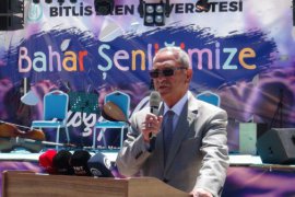 Bitlis Eren Üniversitesi ‘Bahar Şenlikleri’ Başladı