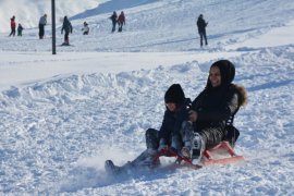 Rahva Kayak Merkezi’ne yoğun ilgi