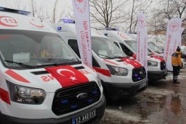 Bitlis’te 11 yeni ambulans hizmete başladı